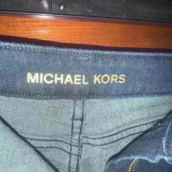 Chic Michael Kors Denim Skirt with Frayed Hem- NWT - Picture 3 of 3